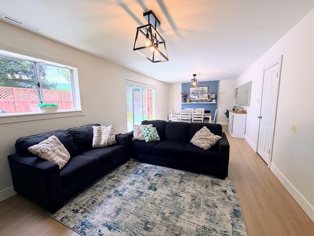 29793 Holiday Street, Hayward, CA 94544