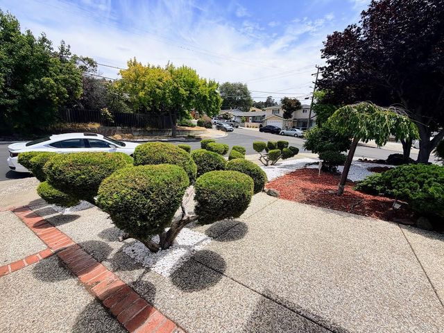 29793 Holiday Street, Hayward, CA 94544