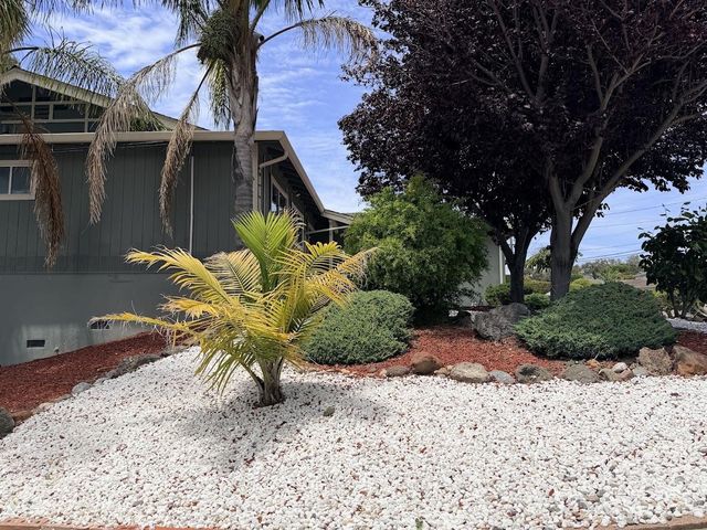 29793 Holiday Street, Hayward, CA 94544