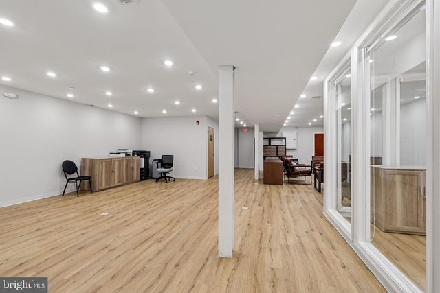 6713-15 OGONTZ AVE, Philadelphia, PA 19126