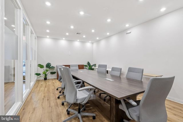 6713-15 OGONTZ AVE, Philadelphia, PA 19126