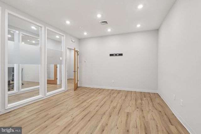 6713-15 OGONTZ AVE, Philadelphia, PA 19126