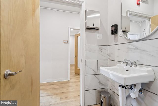 6713-15 OGONTZ AVE, Philadelphia, PA 19126