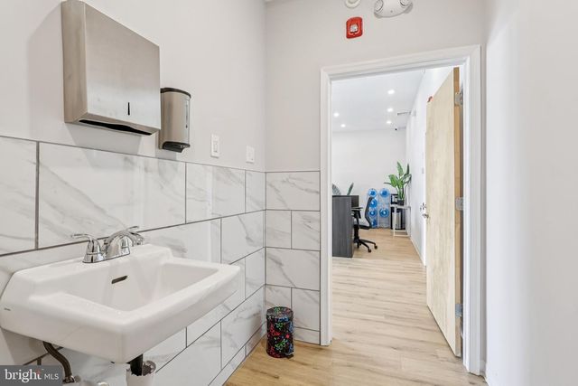 6713-15 OGONTZ AVE, Philadelphia, PA 19126