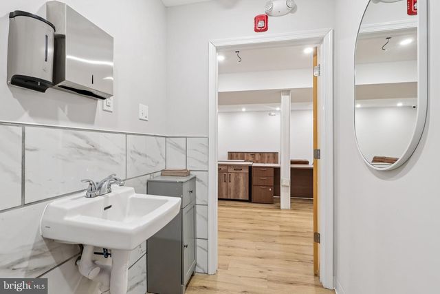 6713-15 OGONTZ AVE, Philadelphia, PA 19126