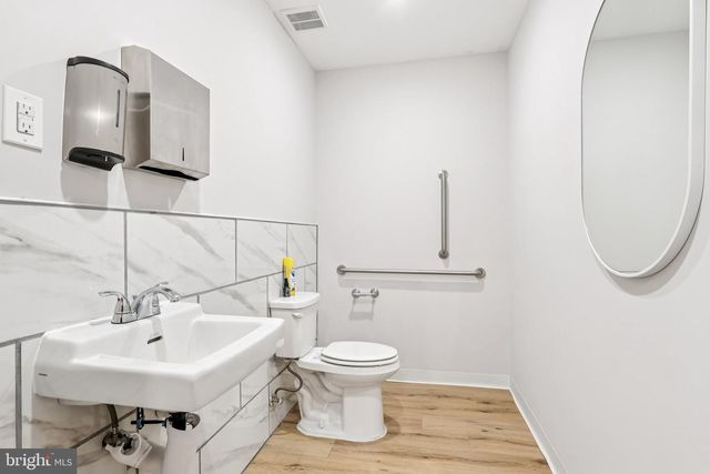 6713-15 OGONTZ AVE, Philadelphia, PA 19126