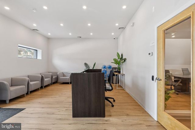 6713-15 OGONTZ AVE, Philadelphia, PA 19126