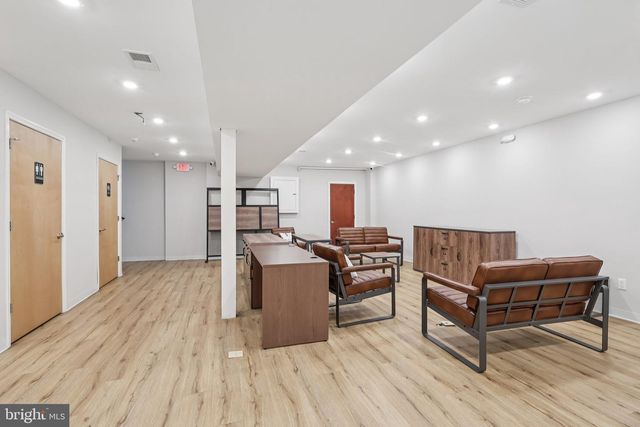 6713-15 OGONTZ AVE, Philadelphia, PA 19126