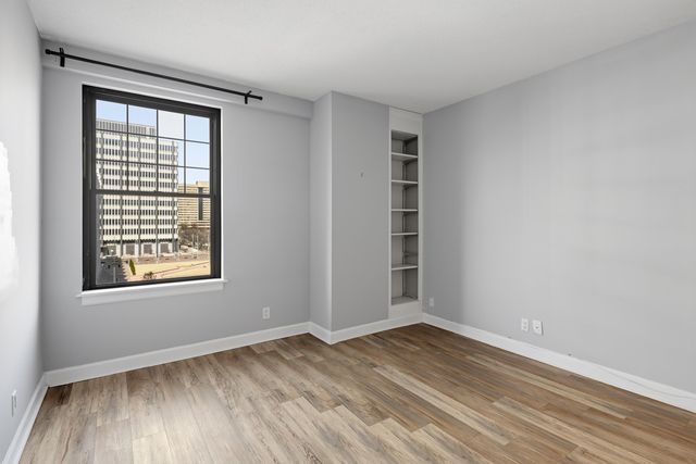 109 N Main St Apt 412, Memphis, TN 38103