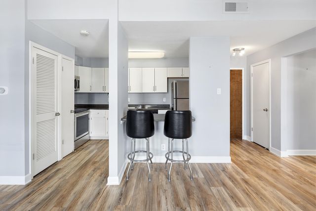 109 N Main St Apt 412, Memphis, TN 38103