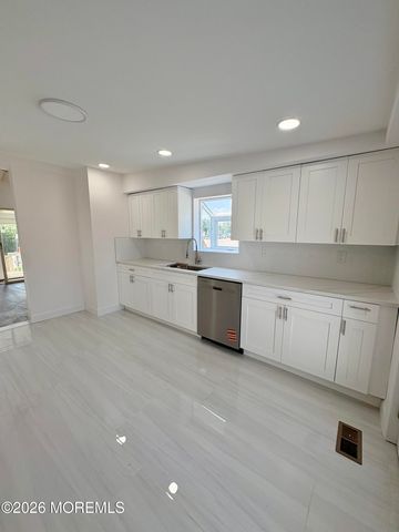 319 Church Street, Lakehurst, NJ 08733