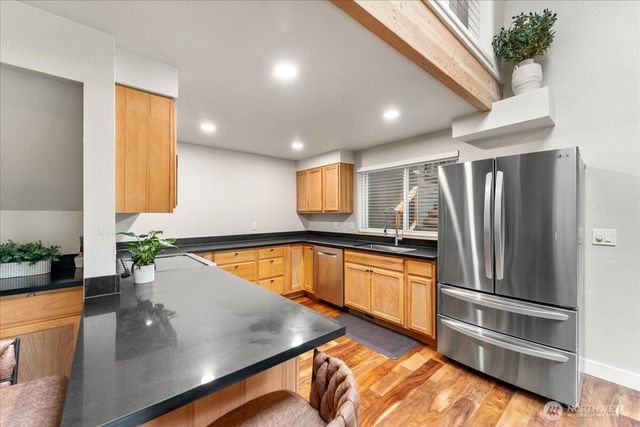 23990 Vinland Terrace NW, Poulsbo, WA 98370