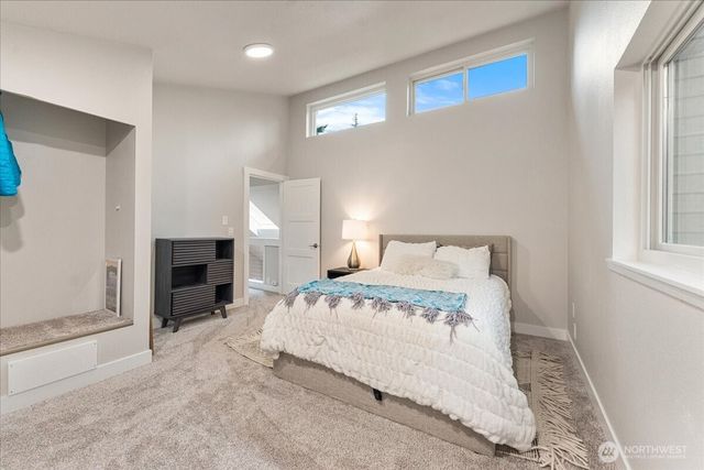 23990 Vinland Terrace NW, Poulsbo, WA 98370