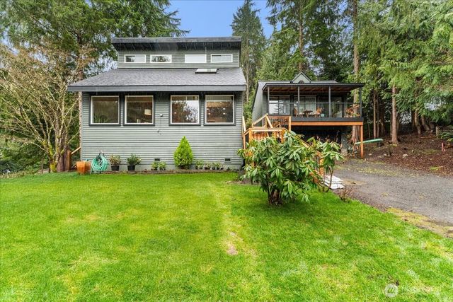 23990 Vinland Terrace NW, Poulsbo, WA 98370