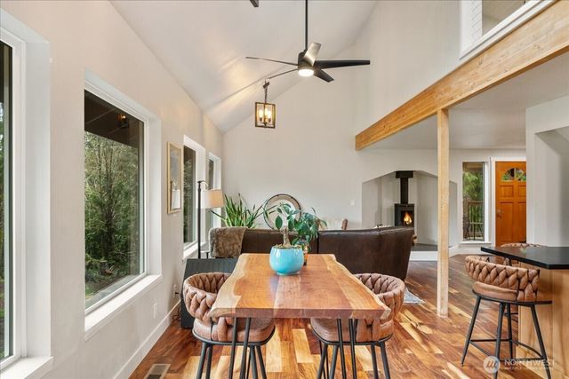 23990 Vinland Terrace NW, Poulsbo, WA 98370