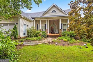 130 Shadow Lake Trail, Newnan, GA 30265