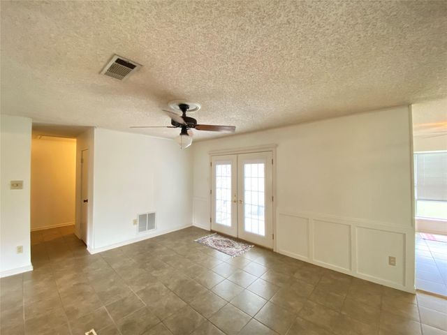 2233 Ripple Creek Drive, Rosenberg, TX 77471