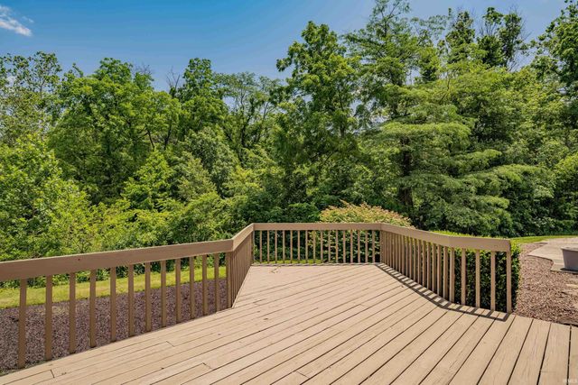 7565 N Clear Creek Road, Huntington, IN 46750