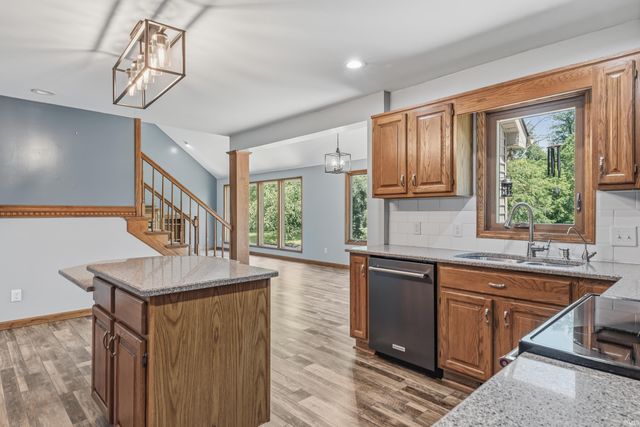 7565 N Clear Creek Road, Huntington, IN 46750