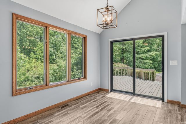 7565 N Clear Creek Road, Huntington, IN 46750