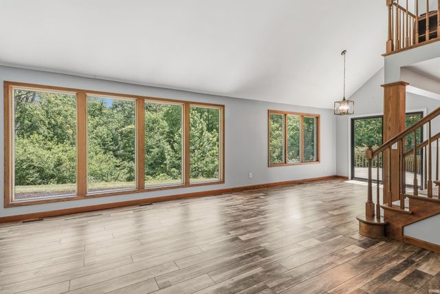7565 N Clear Creek Road, Huntington, IN 46750