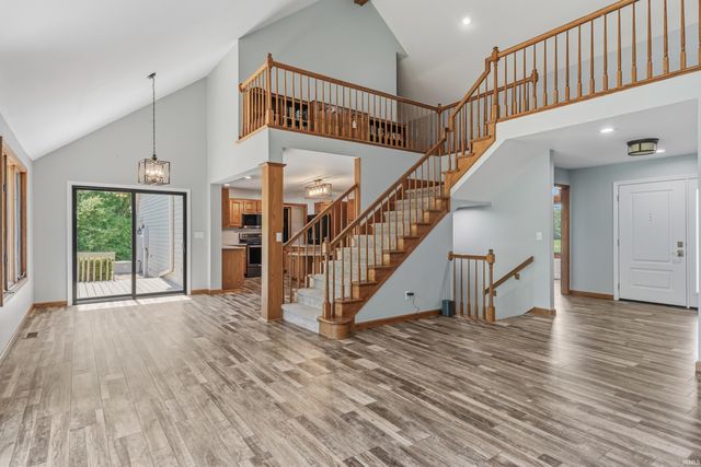 7565 N Clear Creek Road, Huntington, IN 46750
