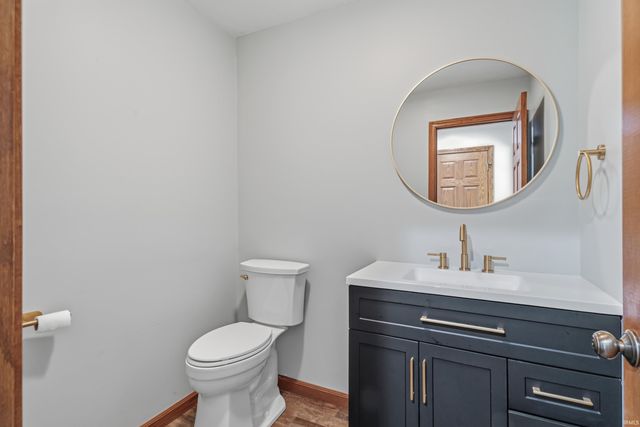 7565 N Clear Creek Road, Huntington, IN 46750