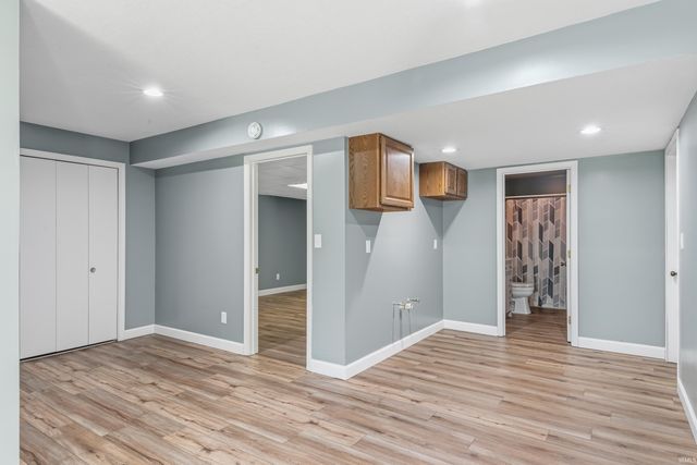 7565 N Clear Creek Road, Huntington, IN 46750
