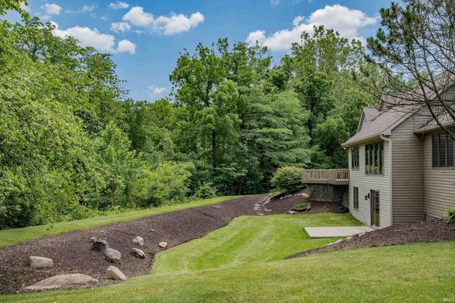 7565 N Clear Creek Road, Huntington, IN 46750