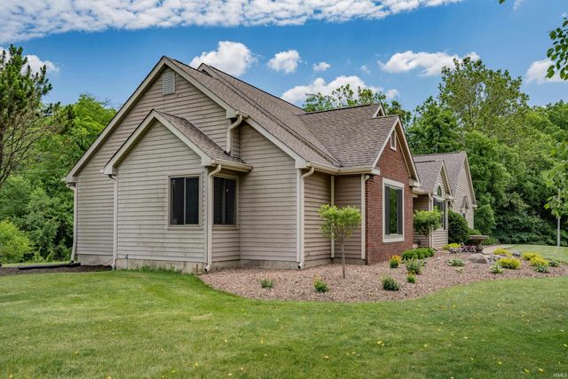 7565 N Clear Creek Road, Huntington, IN 46750