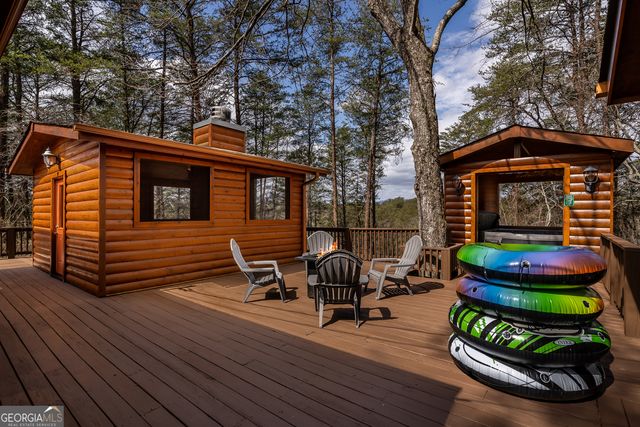 233 River Hills Road, Mineral Bluff, GA 30559