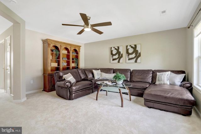 8552 BAUER CIR, Springfield, VA 22152