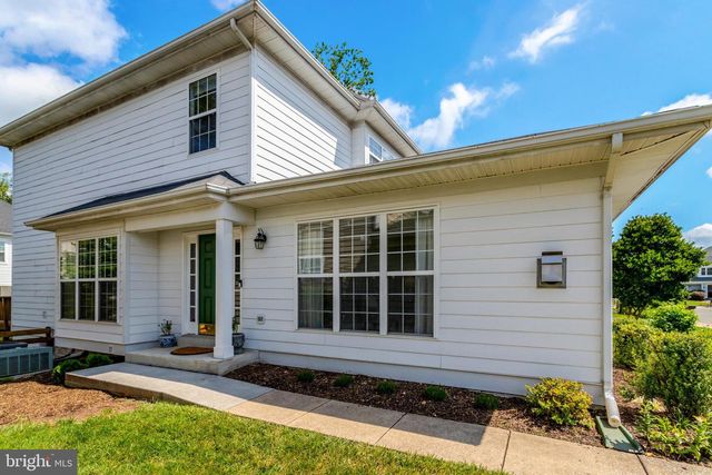 8552 BAUER CIR, Springfield, VA 22152