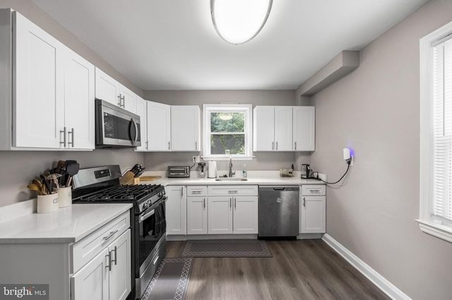 4919 HERRING RUN DR, Baltimore, MD 21214