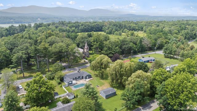 44 Woods Road, Tivoli, NY 12583