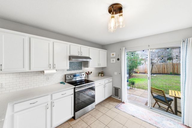 6005 Elfen WAY, Austin, TX 78724