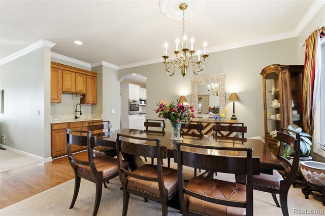 28690 Wintergreen Court, Farmington Hills, MI 48331