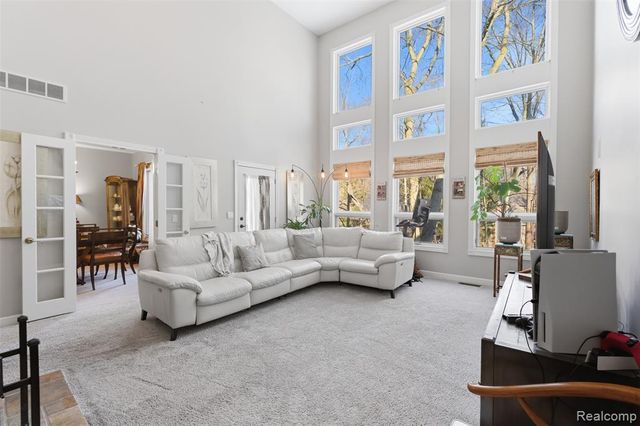 28690 Wintergreen Court, Farmington Hills, MI 48331