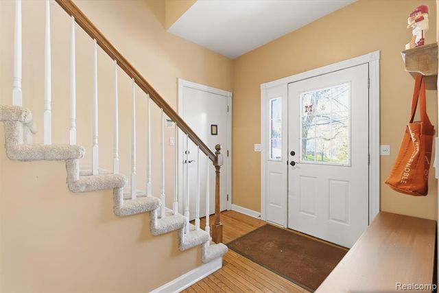28690 Wintergreen Court, Farmington Hills, MI 48331