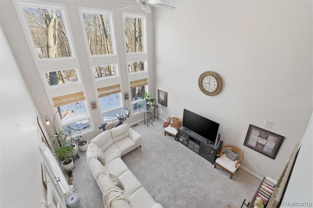 28690 Wintergreen Court, Farmington Hills, MI 48331