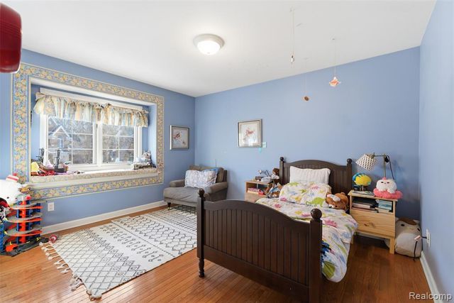 28690 Wintergreen Court, Farmington Hills, MI 48331