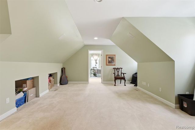 28690 Wintergreen Court, Farmington Hills, MI 48331