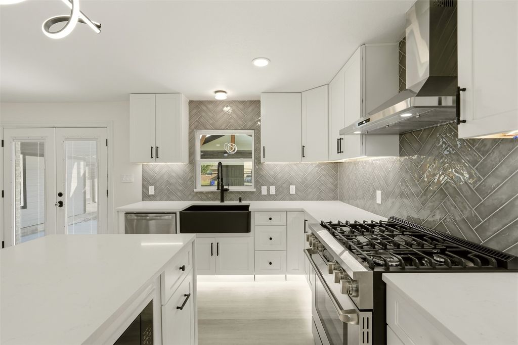 3030 Mark Twain Drive, Farmers Branch, TX 75234 — photo 5