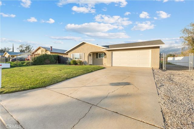 1381 W Westward, Banning, CA 92220