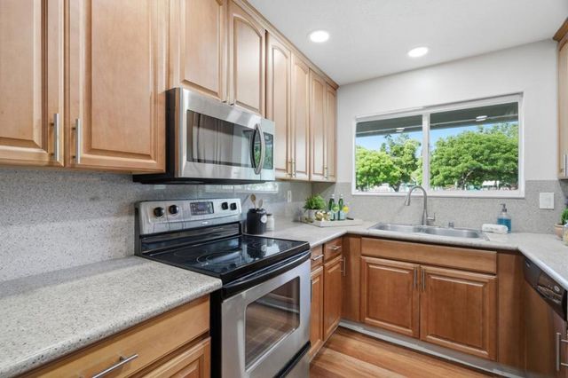 3320 Cherry Avenue, San Jose, CA 95118