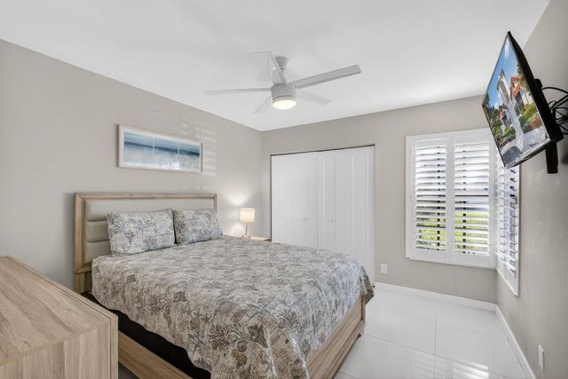 2320 Treasure Isle Drive A74, Palm Beach Gardens, FL 33410