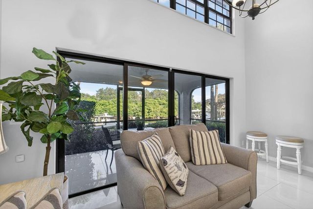 2320 Treasure Isle Drive A74, Palm Beach Gardens, FL 33410