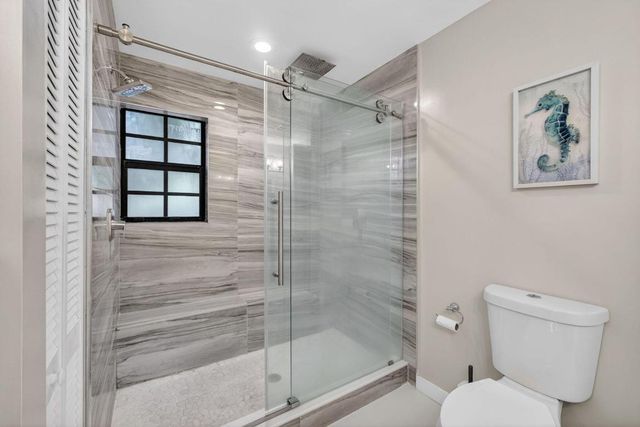 2320 Treasure Isle Drive A74, Palm Beach Gardens, FL 33410