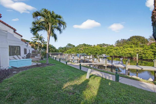 2320 Treasure Isle Drive A74, Palm Beach Gardens, FL 33410