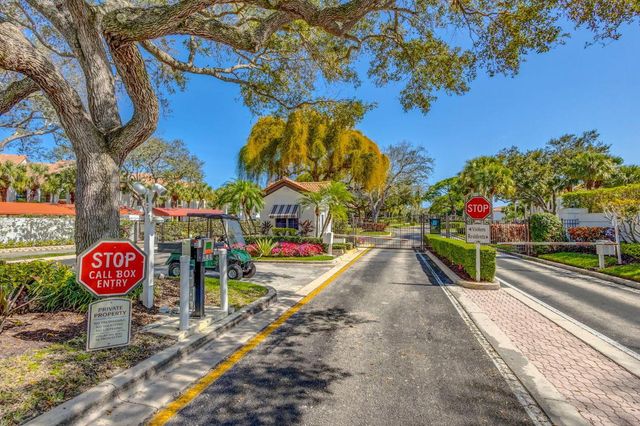 2320 Treasure Isle Drive A74, Palm Beach Gardens, FL 33410